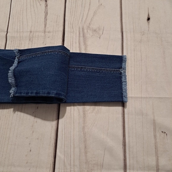 3 FOR 12 SALE Monkey Ride Distressed Jean Size 7 - Picture 8 of 11